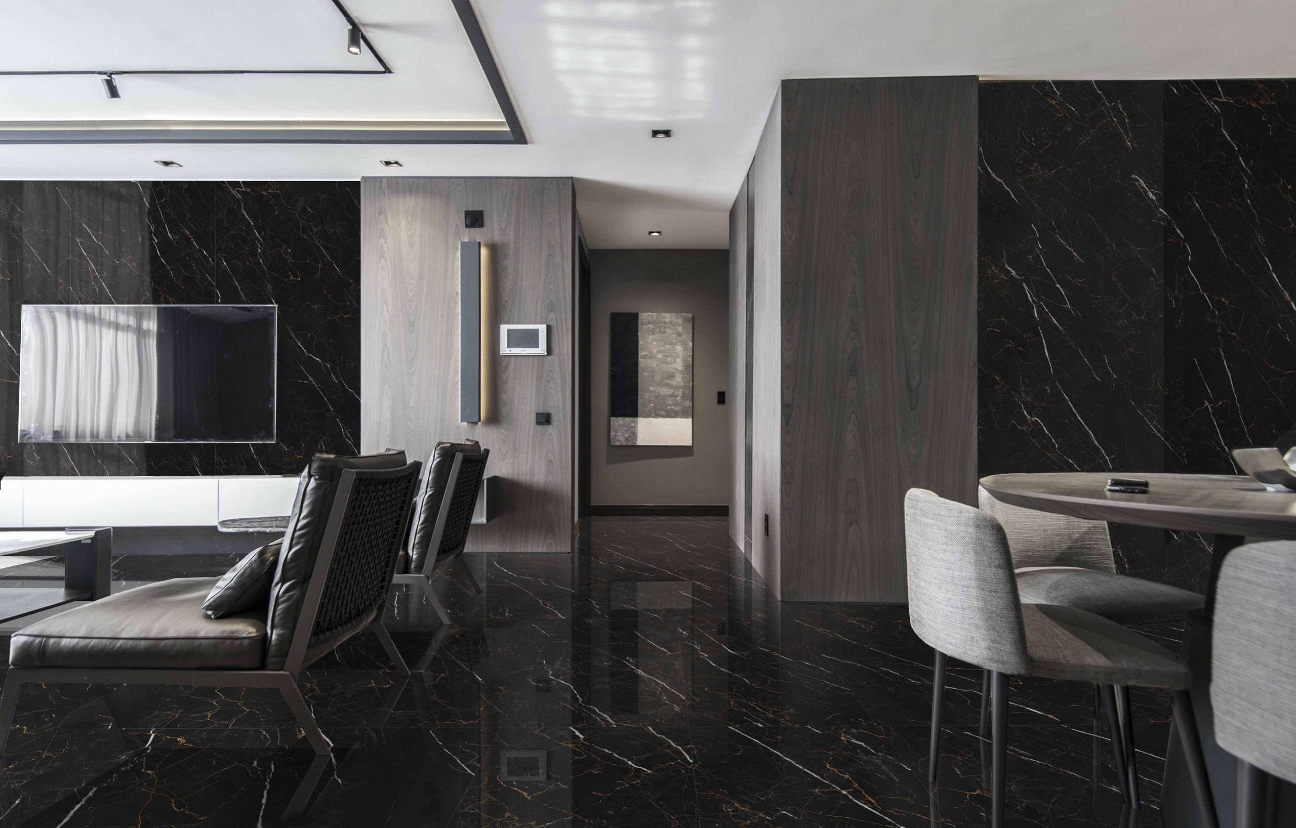 Diamond Marquina gold black2